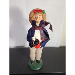 1997 Byers Choice Carolers Man Caroler with Bucket/Pail Of Tree Trimmings Vtg